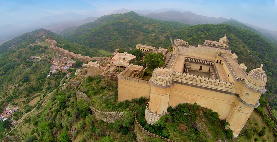 One day Tour of Kumbhalgarh udaipur to kumbhalgarh taxi fare